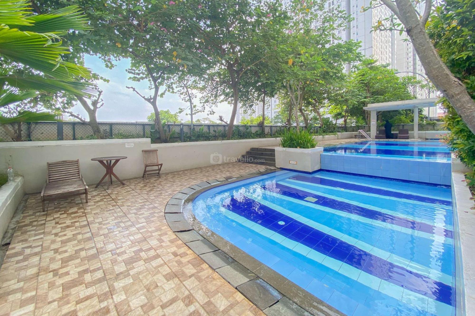 Appartement Good And Minimalist 1br At Bassura By Travelio Jakarta